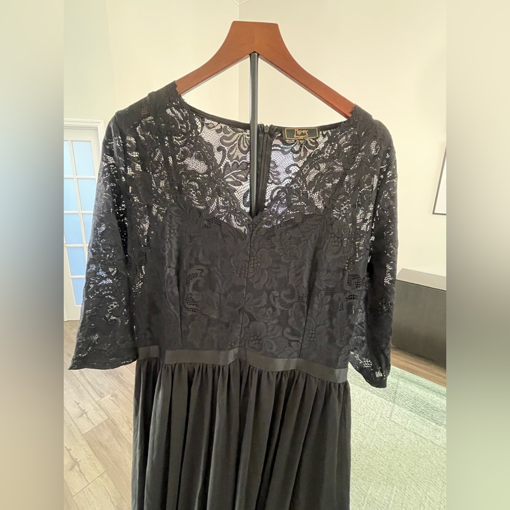 Chic Black Lace Long Sleeve Maxi Dress size XL